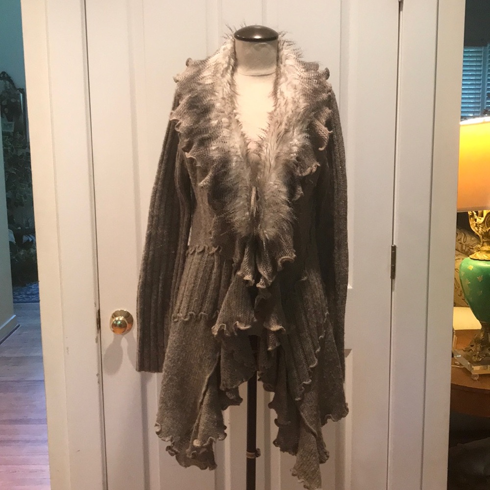Sioni Duster
